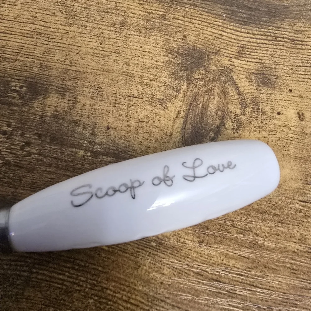 Kate Aspen scoop of love Heart-Shaped Scoop with White Handle